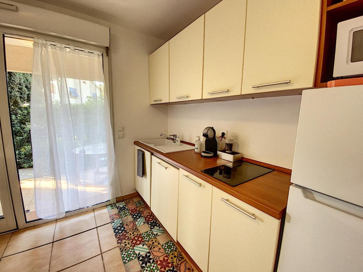 Appartement 2 Pieces Au Coeur Du Cap D'Antibes Buitenkant foto