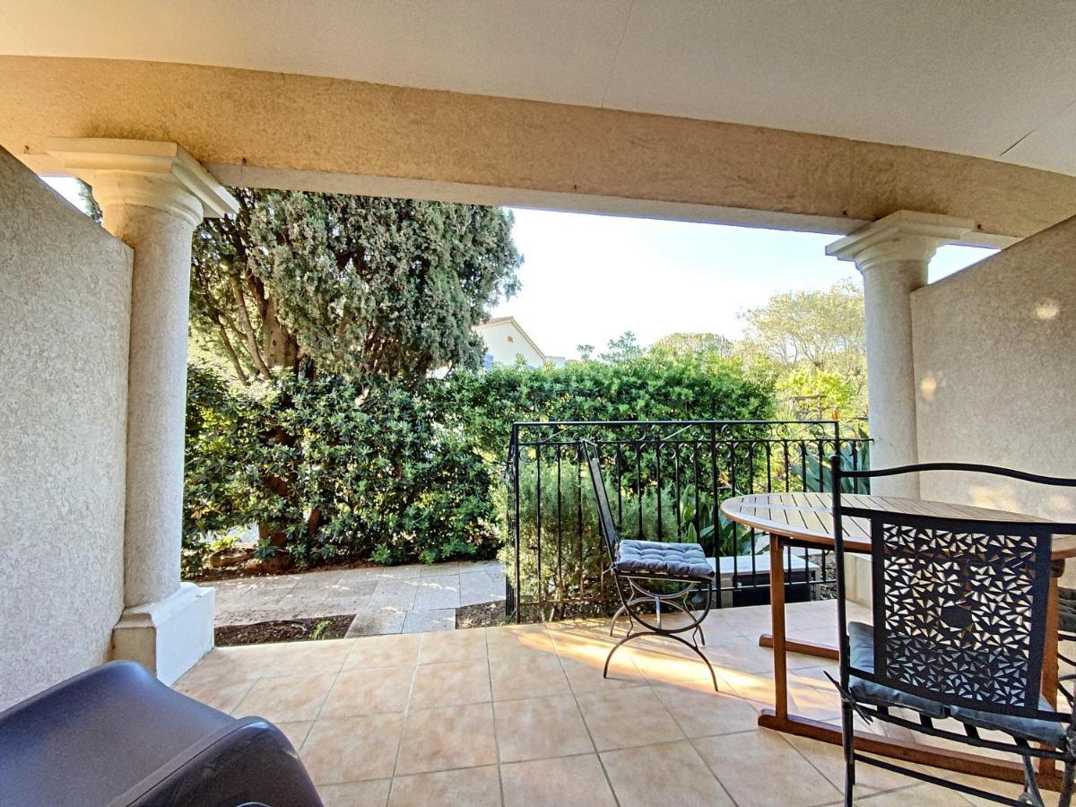 Appartement 2 Pieces Au Coeur Du Cap D'Antibes Buitenkant foto