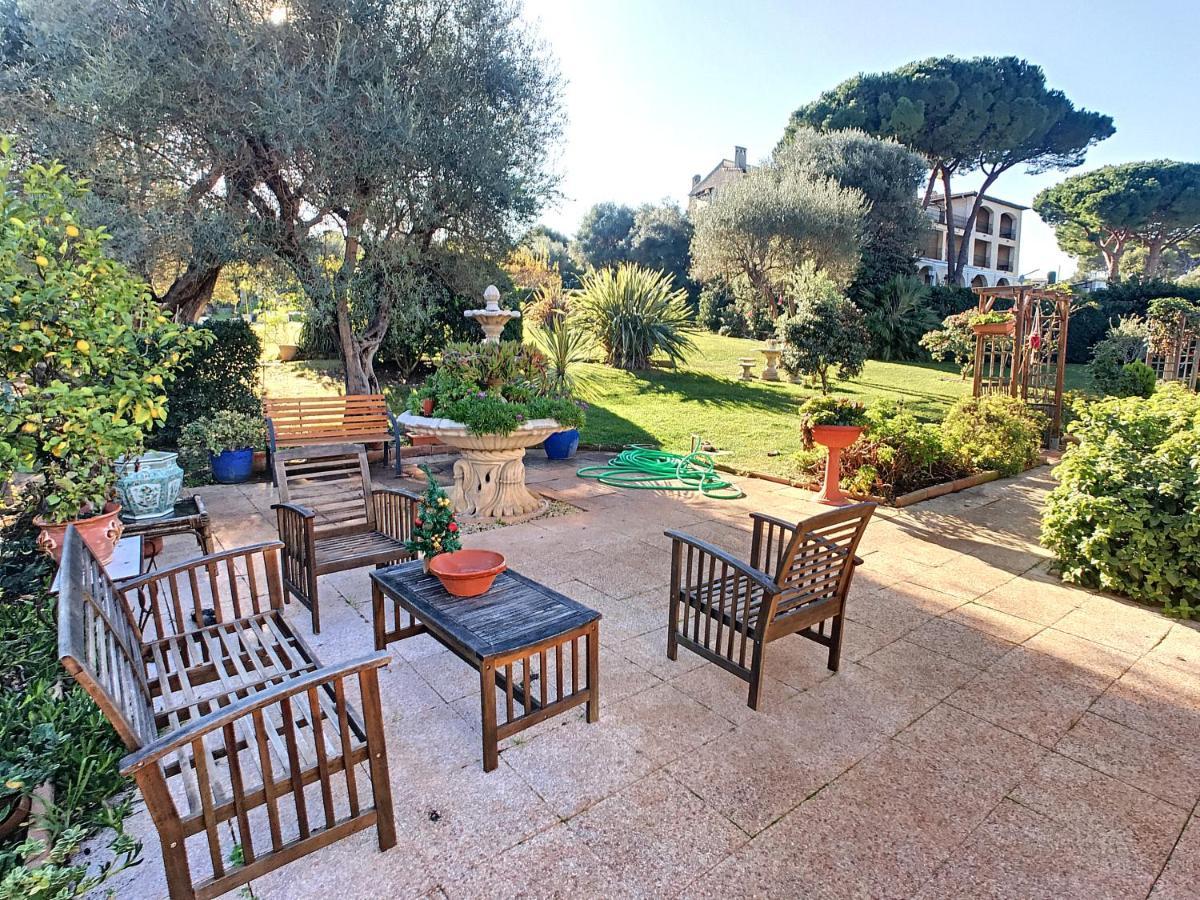 Appartement 2 Pieces Au Coeur Du Cap D'Antibes Buitenkant foto